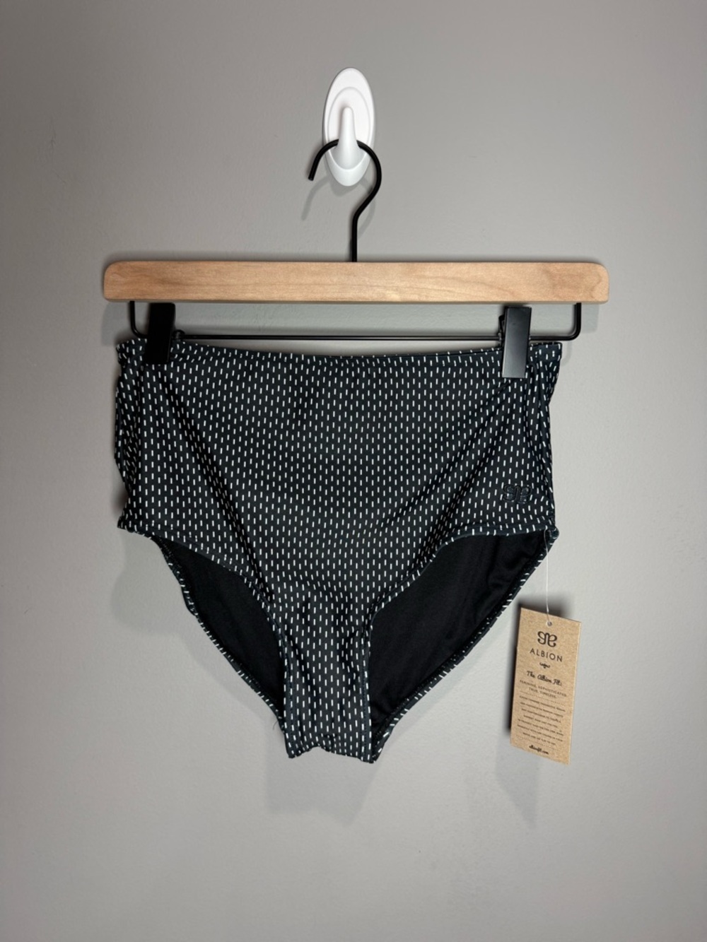 Albion Fit Women's Swim Bottoms in the Midnight Dash print Sz Small